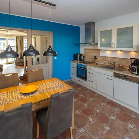 Gutshofhäuser - Haushälfte 1 Ferienhaus *