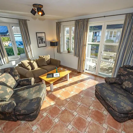 Gutshofhäuser - Haushälfte 1 Sellin (Rugen)