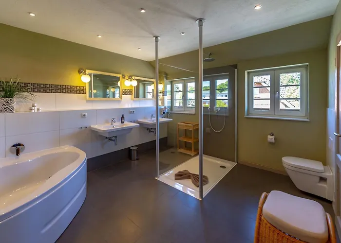 Gutshofhäuser - Haushälfte 1 Sellin (Rugen)