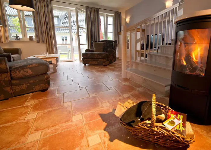 Gutshofhäuser - Haushälfte 1 Ferienhaus Sellin (Rugen)