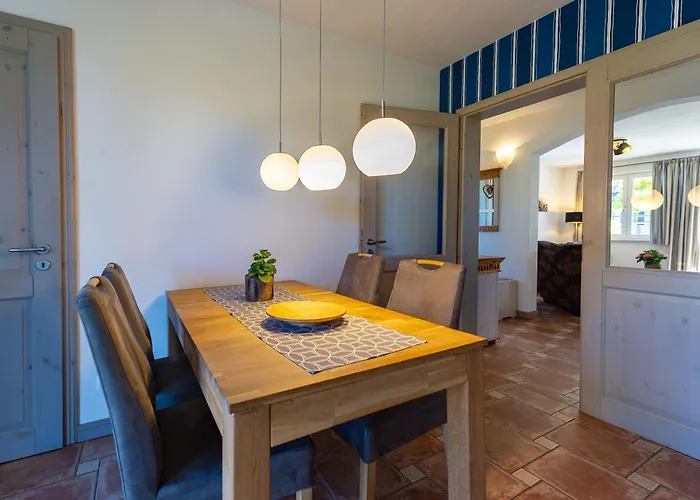 Gutshofhäuser - Haushälfte 1 Ferienhaus