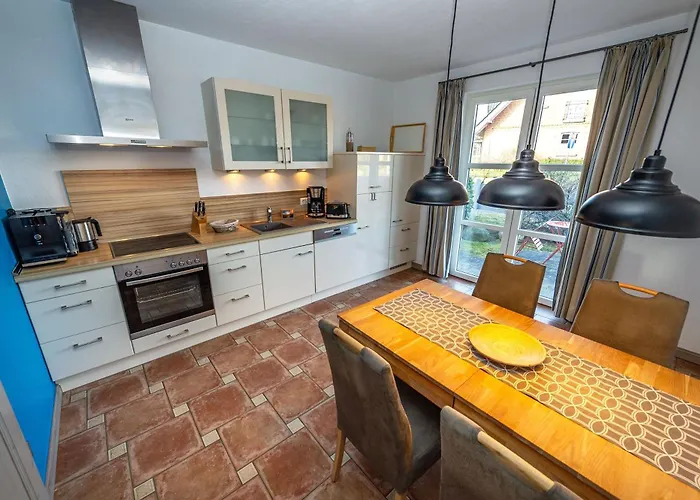 Gutshofhäuser - Haushälfte 1 Ferienhaus *